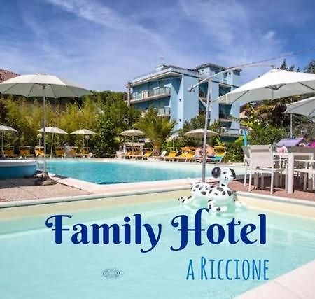 Hotel Tre Rose Ричоне Екстериор снимка