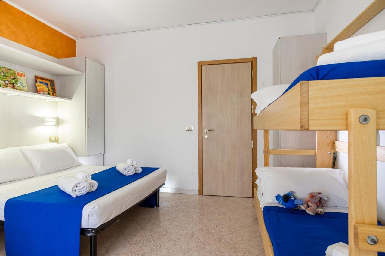 Hotel Tre Rose Ричоне Екстериор снимка