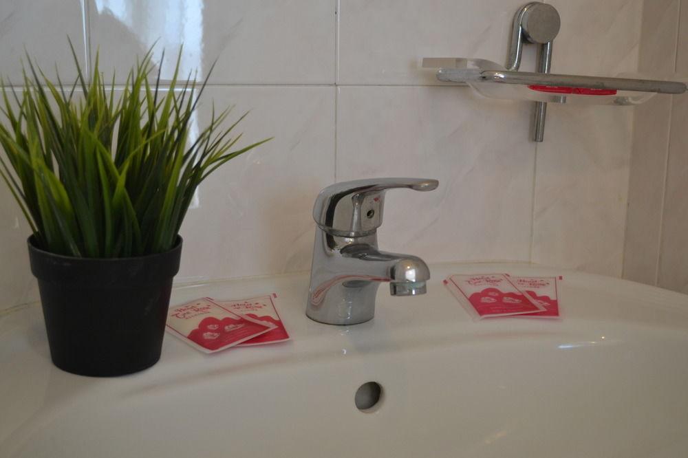 Hotel Tre Rose Ричоне Екстериор снимка